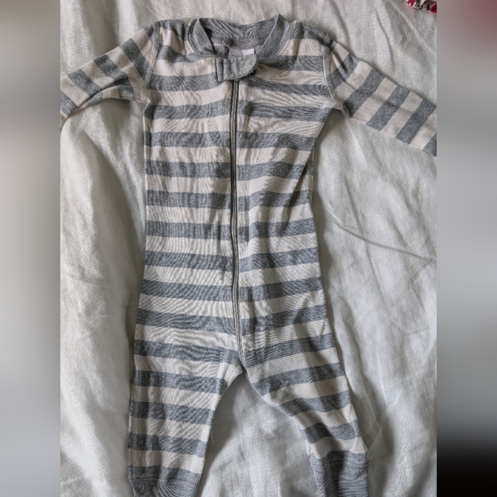 Hanna Andersson Gray and White Striped Onesie